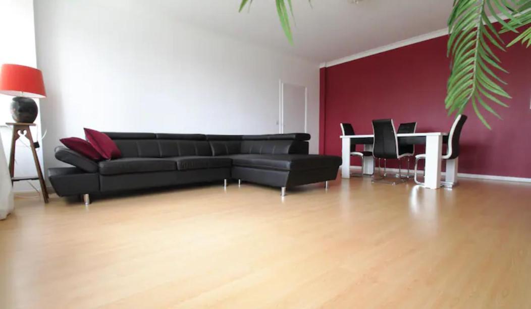 لاناكن Cozy Apartment In Super Quiet Area المظهر الخارجي الصورة