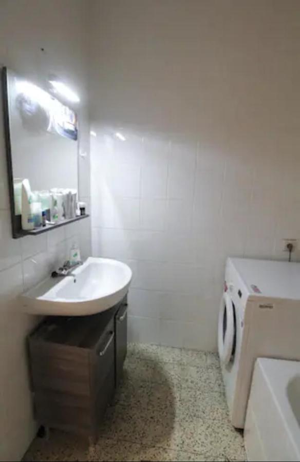 لاناكن Cozy Apartment In Super Quiet Area المظهر الخارجي الصورة