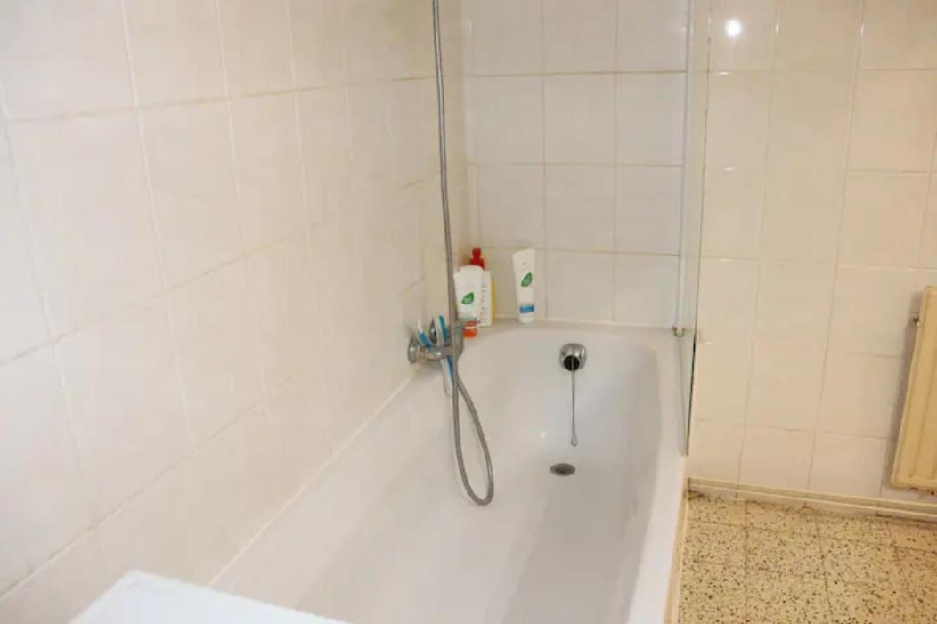 لاناكن Cozy Apartment In Super Quiet Area المظهر الخارجي الصورة